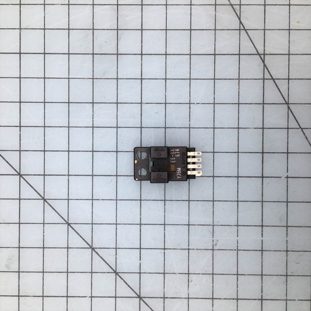 天竜精機 印刷機 TSP-550 <br> センサー EE-SX674 中古品 