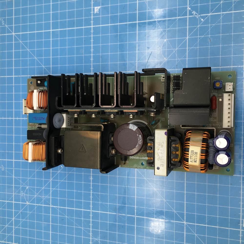 FUJI 実装機 XPF <br> 電源 CCB024B 中古品 