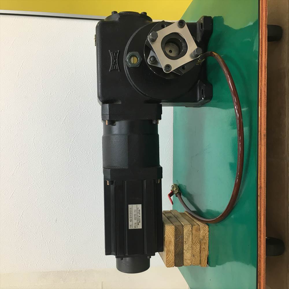 Panasonic 挿入機 AVK2B モーター MSW-08-K18-E-C-N MDM202A1D1 中古品 