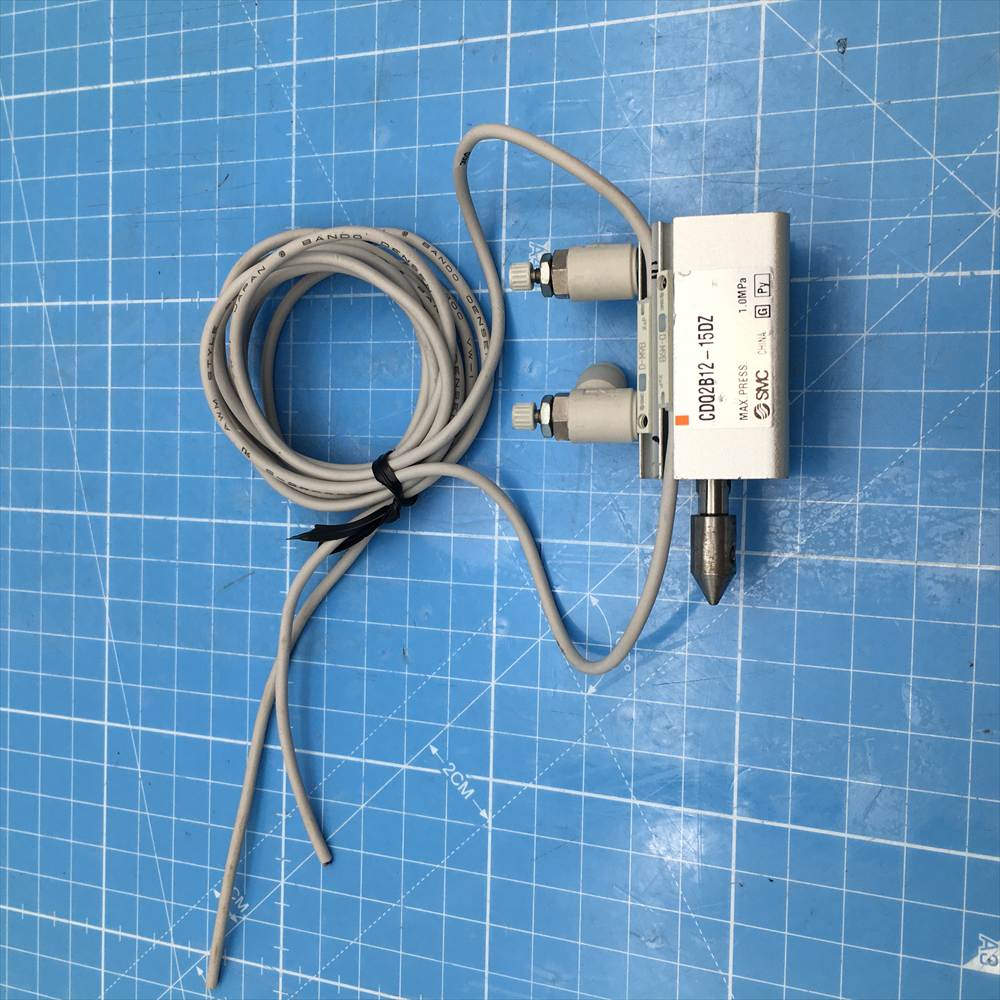 FA電材  空圧機器 cylinder cdq2b12-15dz used 