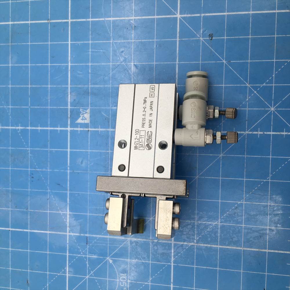 FA電材  空圧機器 cylinder mhzl2-10d used 