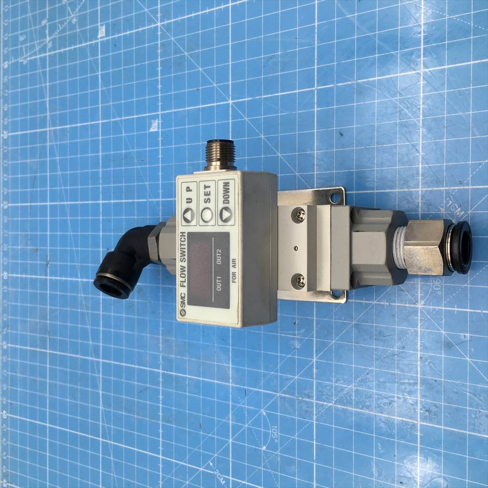 エイテックテクトロン リフロー 設備品番不明 スイッチ PF2A721-03-27-M 中古品 