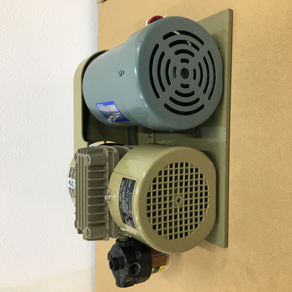 Panasonic 実装機 HT-122 <br> ポンプ KHA400-302-G1 モーター EMFBH4PH047 中古品
