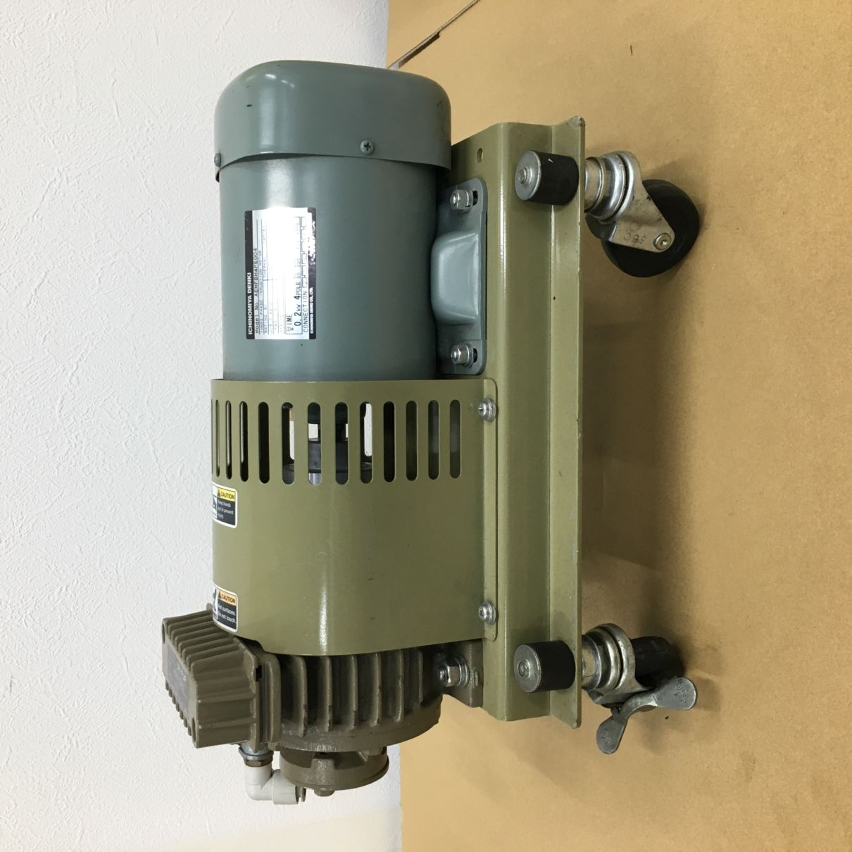 JUKI 未分類 設備品番不明 ポンプ KHB200-303-G1 MOTOR AEMFBH4PE004 中古品