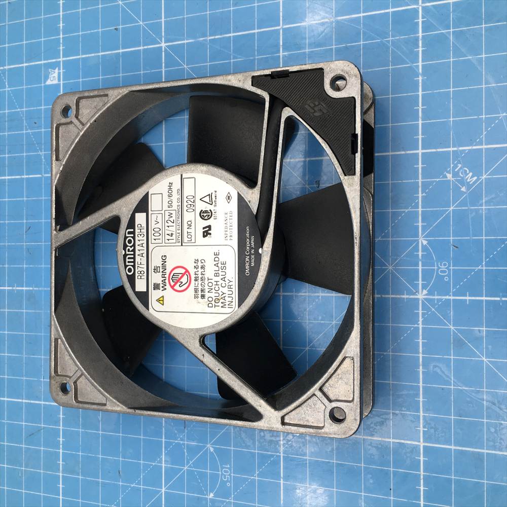 日立 実装機 TIM-5100 ファン R87F-A1A13HP 中古品 