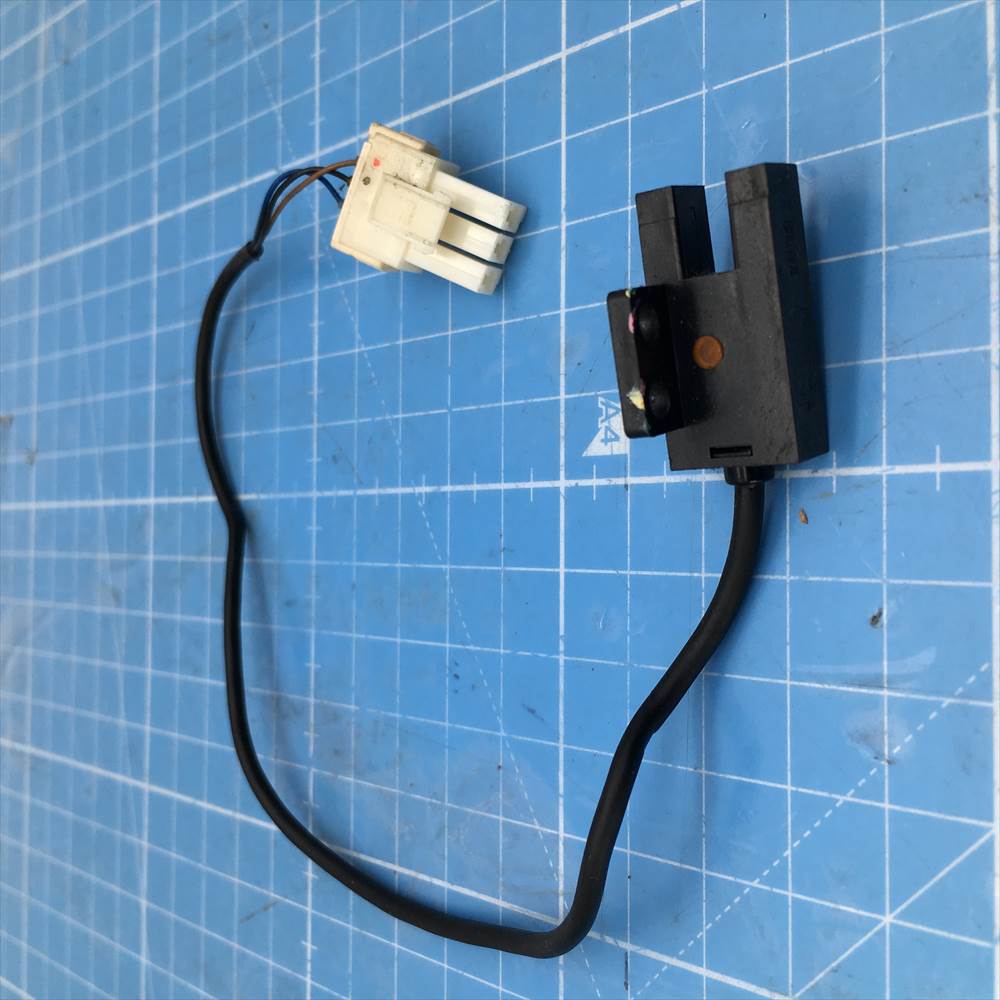Panasonic 実装機 CM202-DH センサー PM-F44 中古品