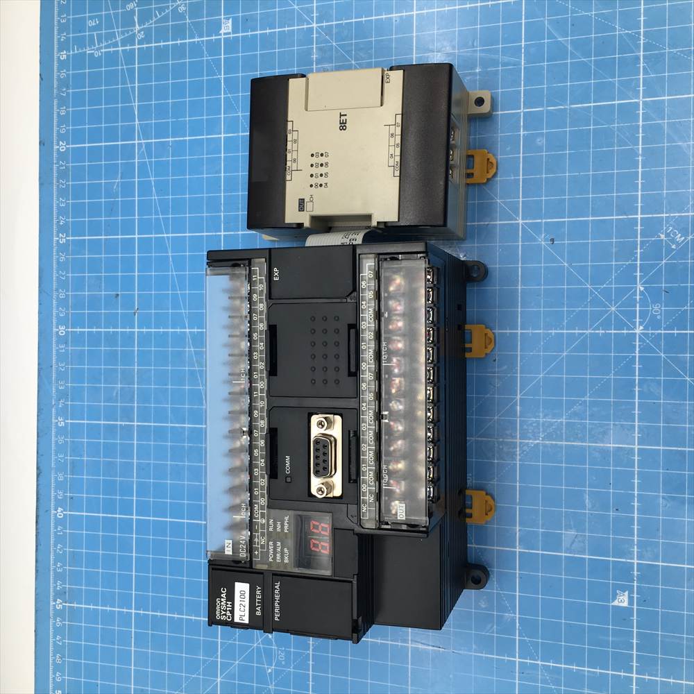 CKD 検査機 VP5200L <br> PLC PROGRAMMABLECONTROLLER CP1H-X40DT-D OUTUNIT CPM1A-8ET 中古品 