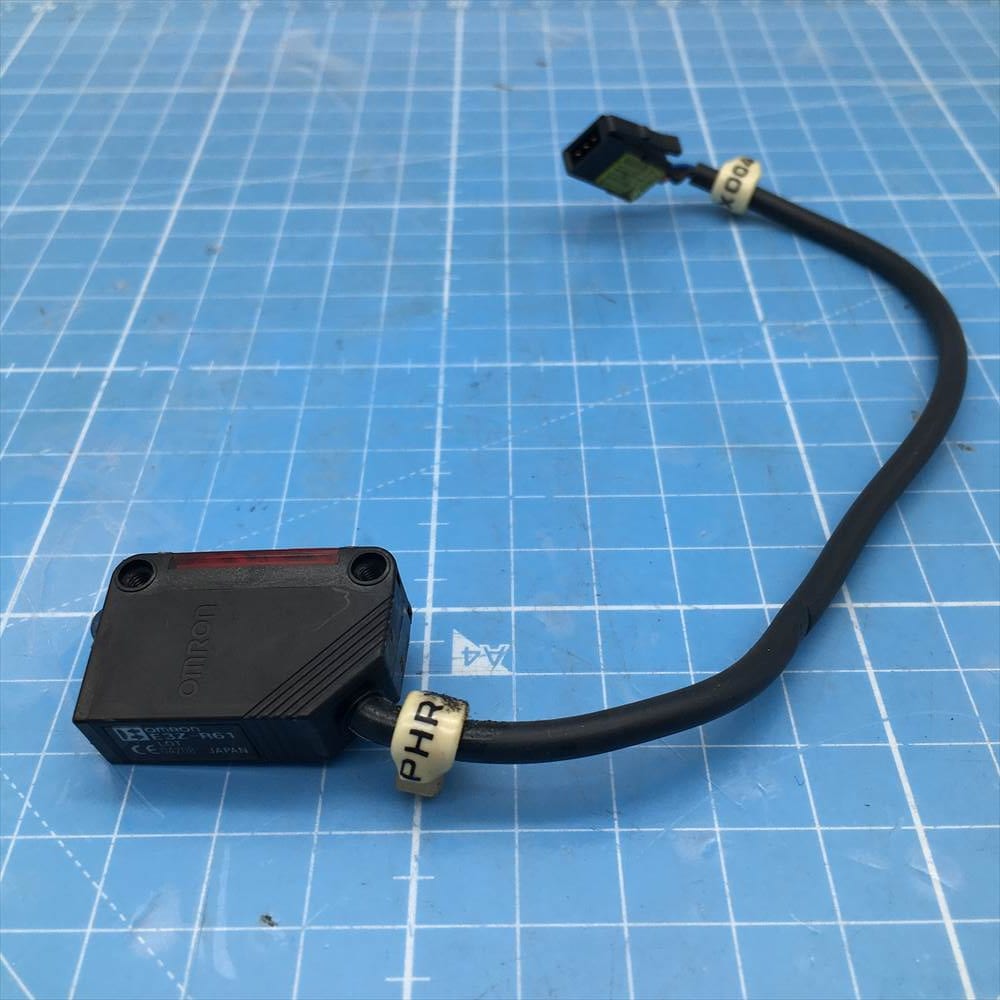 CKD 検査機 VP5200L <br> センサー E3Z-R61 中古品 