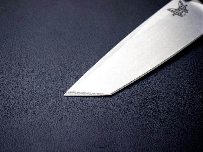 �٥���ᥤ�� �٥��륢���� 537-09 M390 �����ܥ�ե����С� BENCHMADE BAILOUT CARBONFIBER