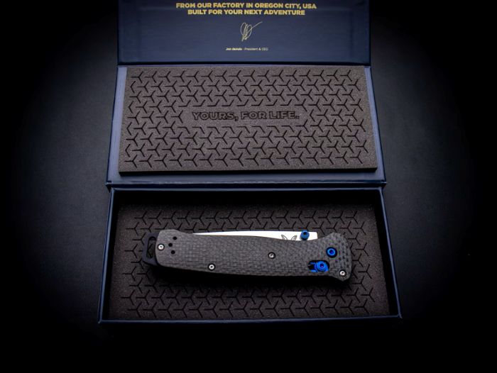 �٥���ᥤ�� �٥��륢���� 537-09 M390 �����ܥ�ե����С� BENCHMADE BAILOUT CARBONFIBER
