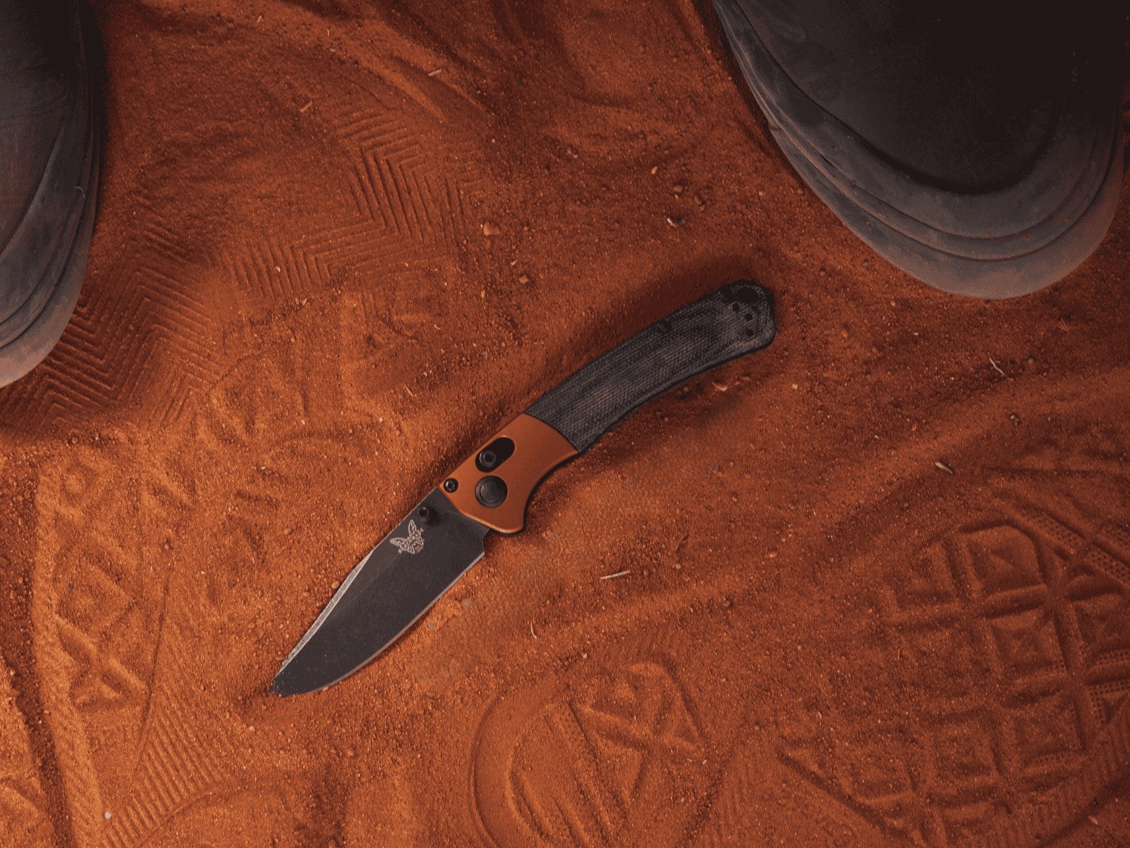 �٥���ᥤ�� �ߥ˥���å��ɥ�С� �ޥ��ʥ��å� 15085BK-04 BENCHMADE MINI CROOKED RIVER MAGNACUT 