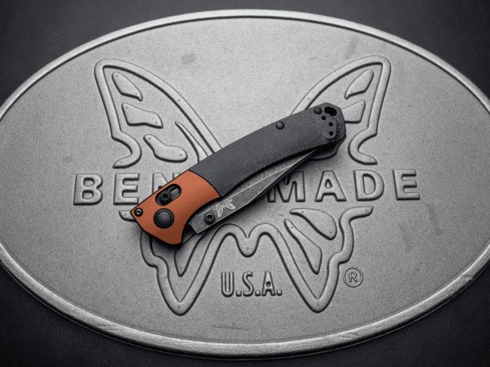 �٥���ᥤ�� �ߥ˥���å��ɥ�С� �ޥ��ʥ��å� 15085BK-04 BENCHMADE MINI CROOKED RIVER MAGNACUT 
