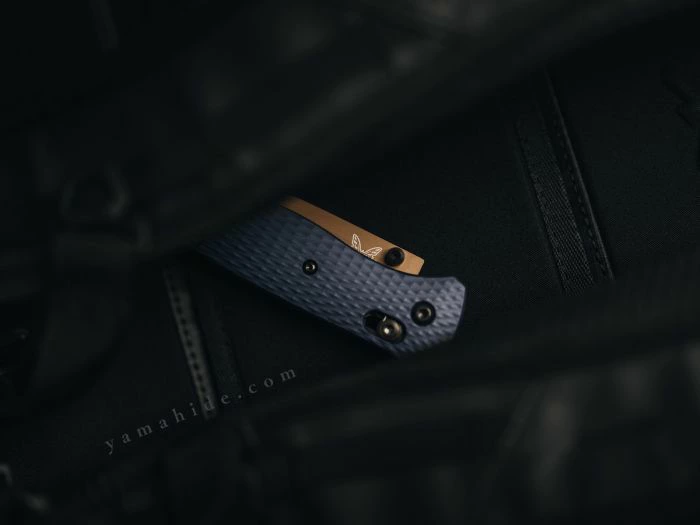 �٥���ᥤ�� �٥��륢���� ���졼�����֥롼 ����ߥ˥��� 537FE-02 BENCHMADE BAILOUT CRATER BLUE ALUMINIUM