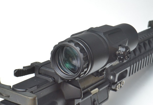 �Ρ��٥륢���ॺ 5X TACTICAL Magnifier �����ƥ����� �ޥ��˥ե����䡼