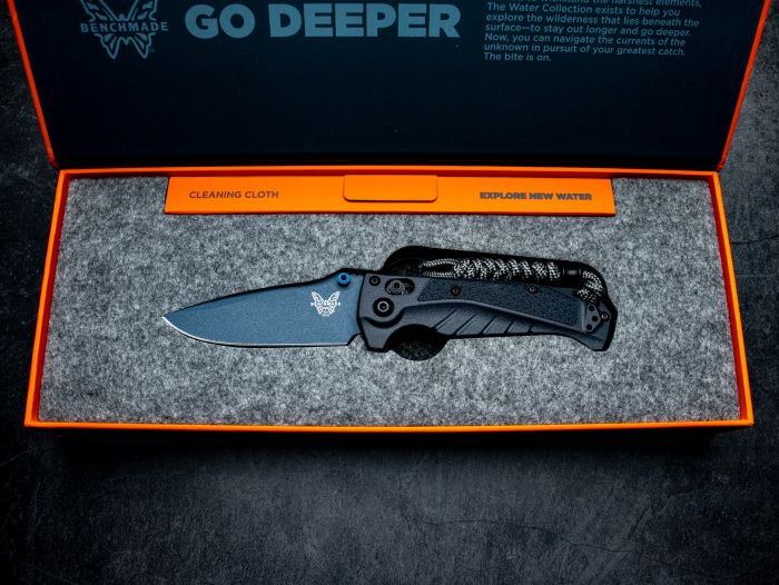 �٥���ᥤ�� �ߥ˥��ǥ��� �ƥ�ڥ��ȥ��쥤 18065BT-01 BENCHMADE MINI ADIRA TEMPEST GRAY