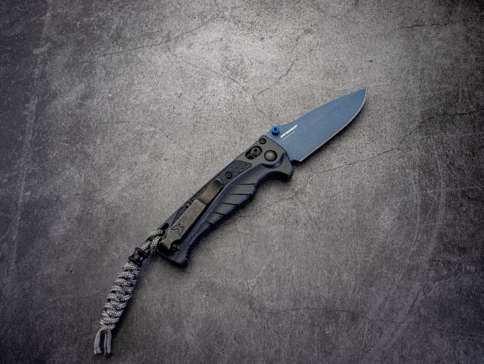�٥���ᥤ�� �ߥ˥��ǥ��� �ƥ�ڥ��ȥ��쥤 18065BT-01 BENCHMADE MINI ADIRA TEMPEST GRAY