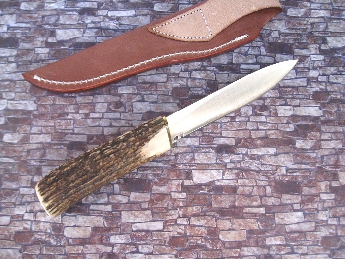 ブラジル南部の牧童ガウショのナイフ。