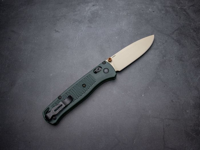 �٥���ᥤ�� �Х������� ���������꡼�� 535TN-2601 BENCHMADE BUGOUT TAIGA GREEN GRIVORY 