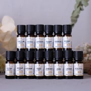 オーガニックエッセンシャルオイル 18種、計28本セット（Organic精油） オーガニックエッセンシャルオイル 18種、計28本セット（Organic