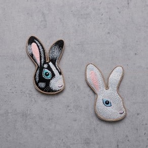 うさぎ刺繍ミラー