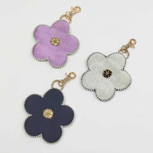 フラワーキーポーチ