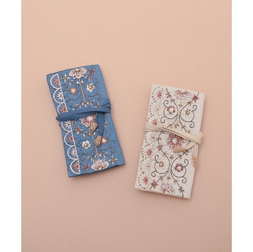 ビーズ刺繍アクセサリーケース