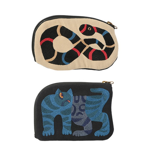 CHIZURI 刺繍シルエットポーチ