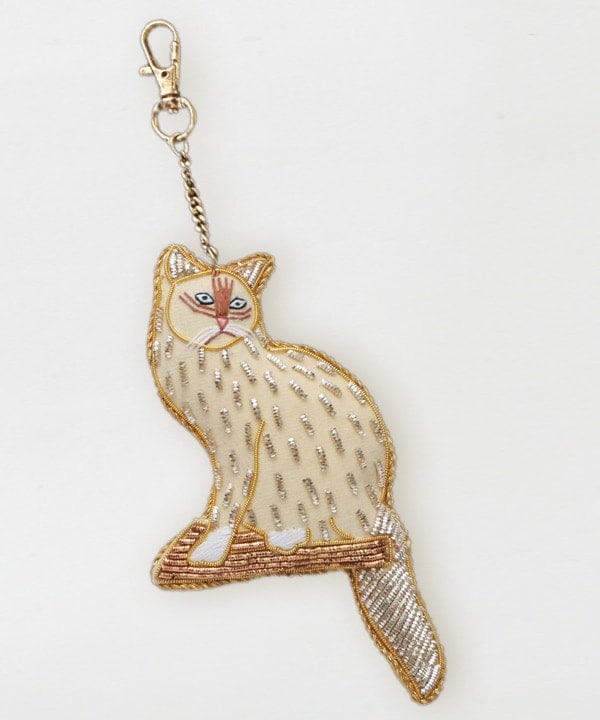 ザリ刺繍 キャット・アイボリー バッグチャーム（キーホルダー）