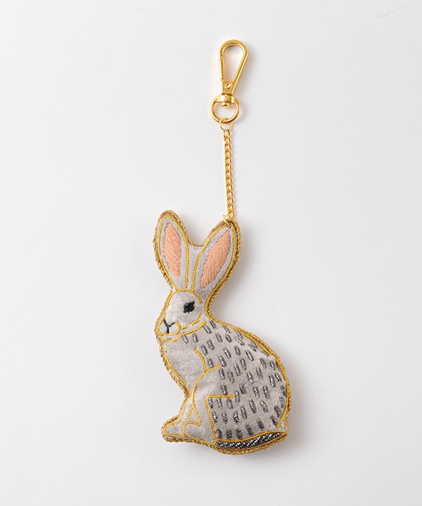 ザリ刺繍 グレーラビット バッグチャーム（キーホルダー）