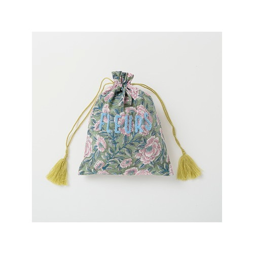 ブークレ刺繍プリント巾着