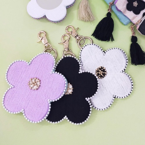 フラワーキーポーチ