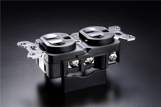 FURUTECH (�ե�ƥå�) GTX-D (R) / (G) �ϥ�����ɥ��졼�� 20A/15A �ɥ��󥻥�� (���������å���24K���å�)