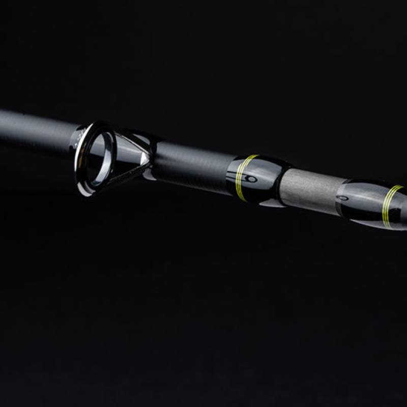 ジャッカル 24 リボルテージ RV2-S67ML/2 (ブラックバス ロッド 竿