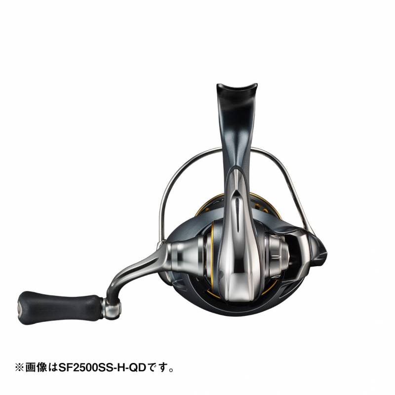 ダイワ 23 エアリティ SF2000SS-P (Daiwa スピニングリール 釣り