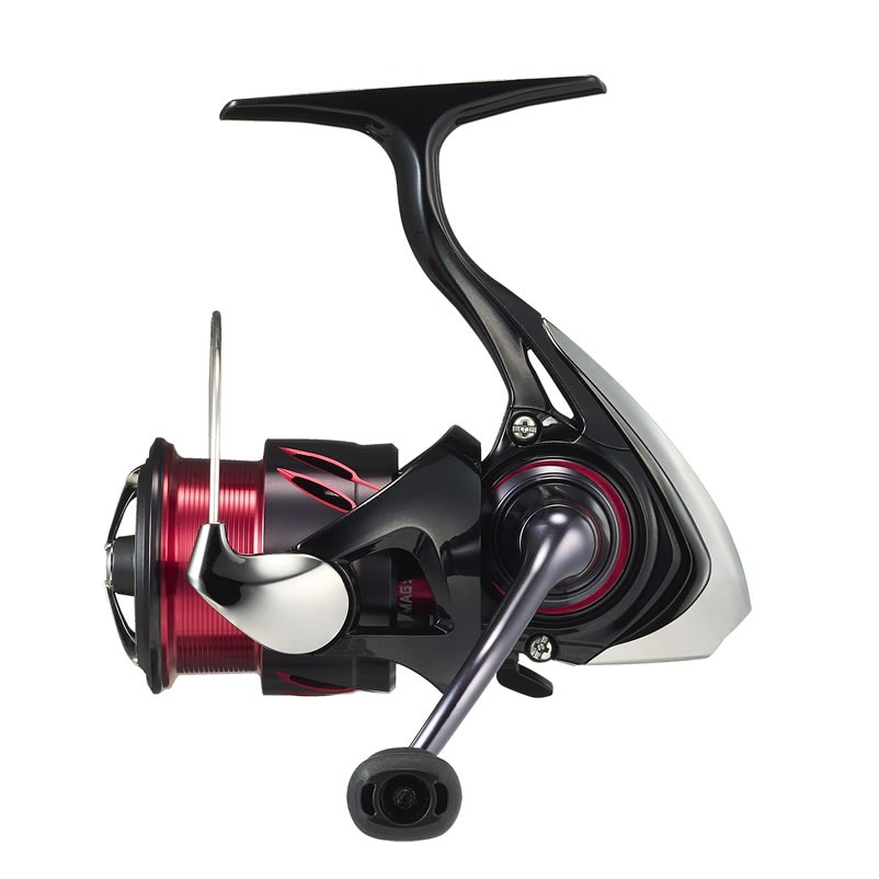ダイワ 24 月下美人 X LT2000S (Daiwa スピニングリール 釣り