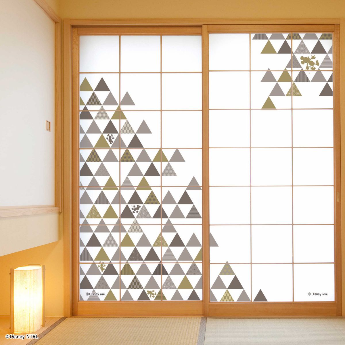 ディズニーキャラクター 障子紙 ミッキー 和2  NTLD-023S のりで貼るタイプ 幅約92cm×長さ約182cm 2枚1組 アサヒペン