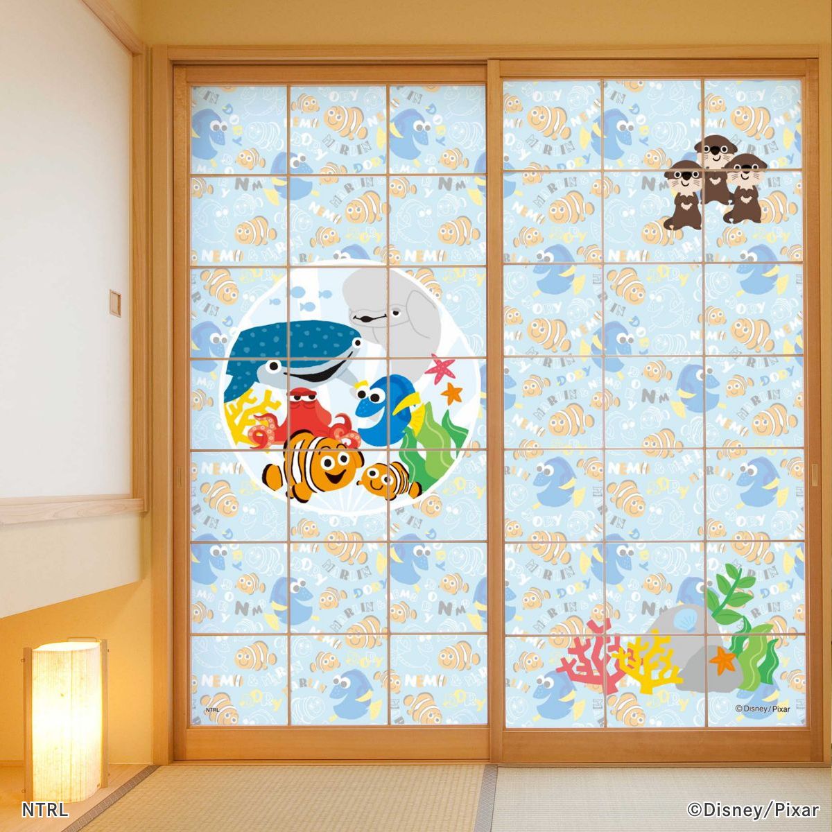 ディズニーキャラクター ピクサー 障子紙 ファインディング・ニモ ニモ＆フレンズ NTLD-030S  のりで貼るタイプ 幅約92cm×長さ約182cm 2枚1組 アサヒペン