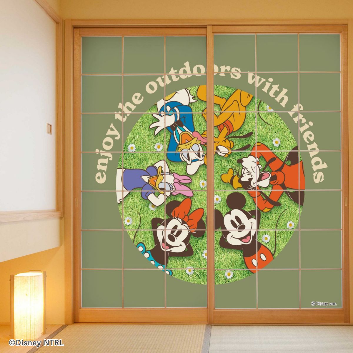 ディズニーキャラクター 障子紙 ミッキー＆フレンズ アウトドア NTLD-038S のりで貼るタイプ 幅約92cm×長さ約182cm 2枚1組 アサヒペン