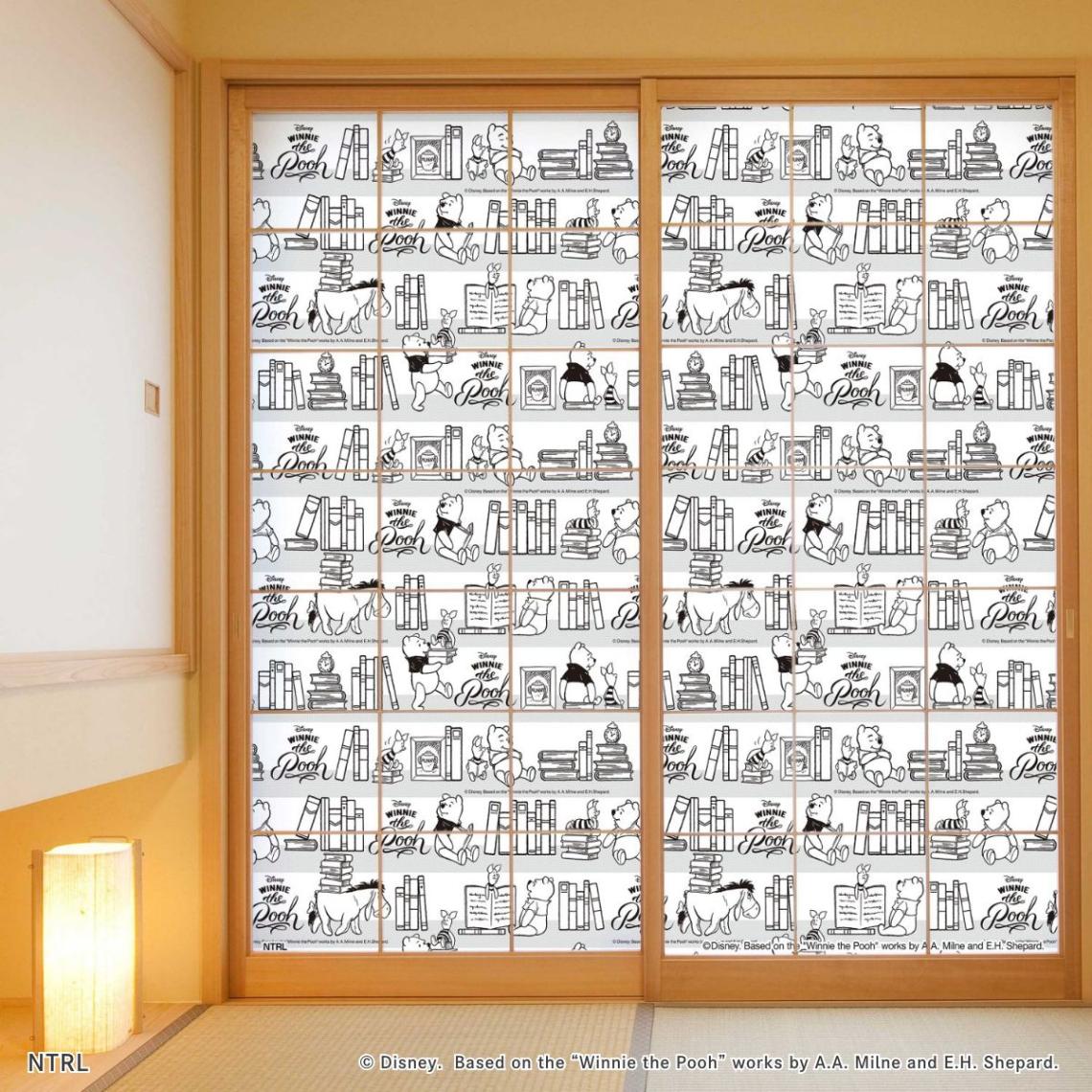 くまのプーさん ディズニーキャラクター 障子紙 ブックス総柄 NTLD-046S のりで貼るタイプ 幅約92cm×長さ約182cm 2枚1組 アサヒペン