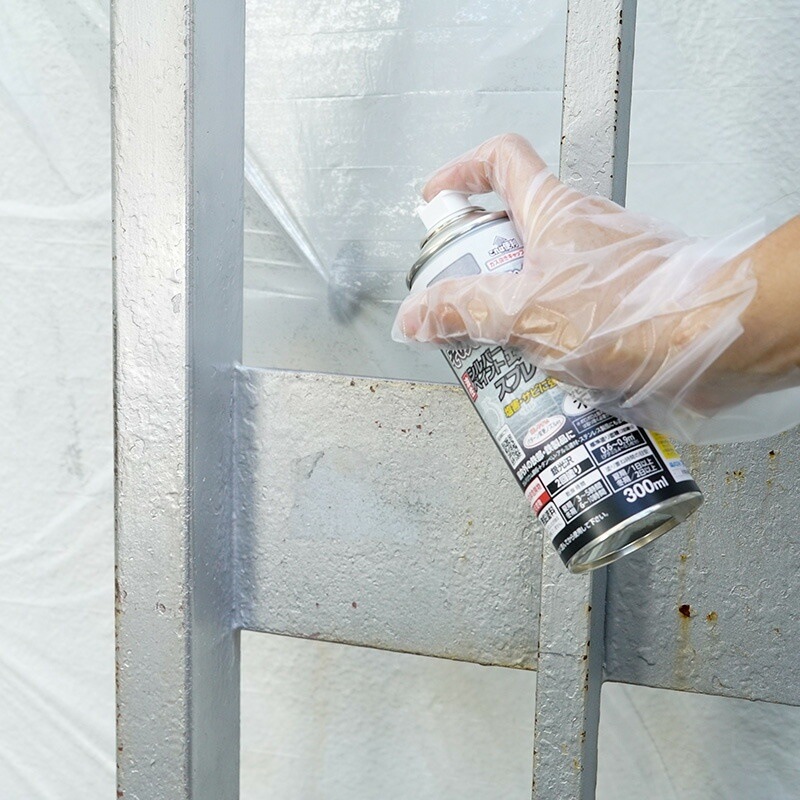 油性シルバーペイント 鉄部用スプレー 300ml 2回塗り サビの上からそのまま塗れる