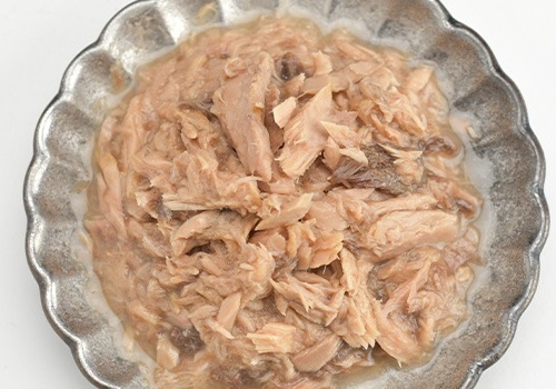 キャットフード 至高の逸品 本鰹 80g 24個セット 猫用一般食 国産 猫缶 缶詰