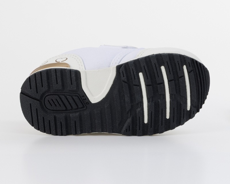 ����ꥪ����饯���� B023 �ۥ磻��