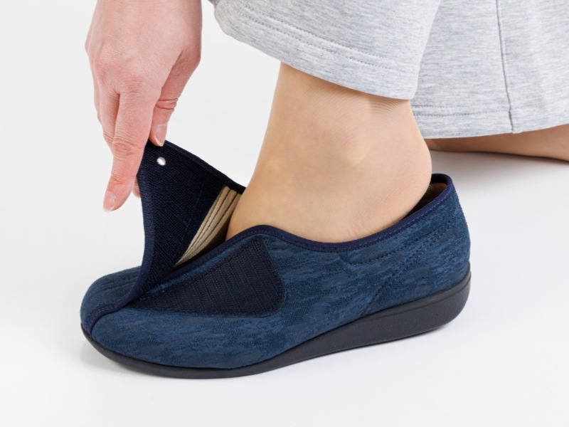 �ڿ����顼�۲����� L011 �ͥ��ӡ�