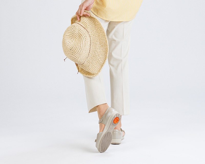 【52ND STREET\"AKIKO\"♪様】アサヒメディカルウォーク サンダル 楽天市場】＼セール18700円→30%OFF／在庫限り ひざ 健康