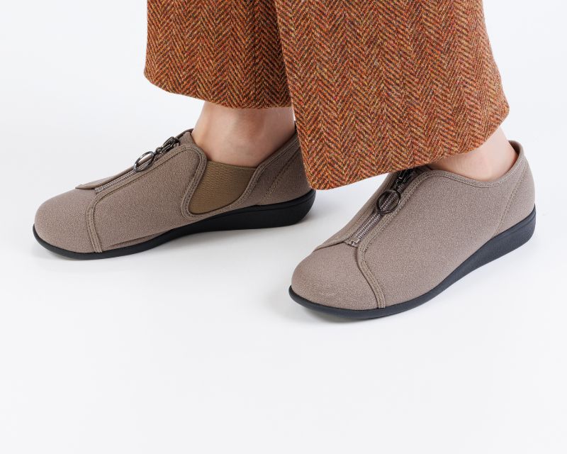 �ڥե����ʡ��۲����� L176 ����ɥ١�����