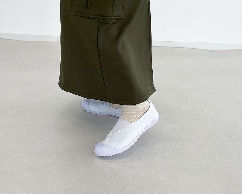 三角ゴム】アサヒハイスクールフロアー 20VK 白 | すべての商品