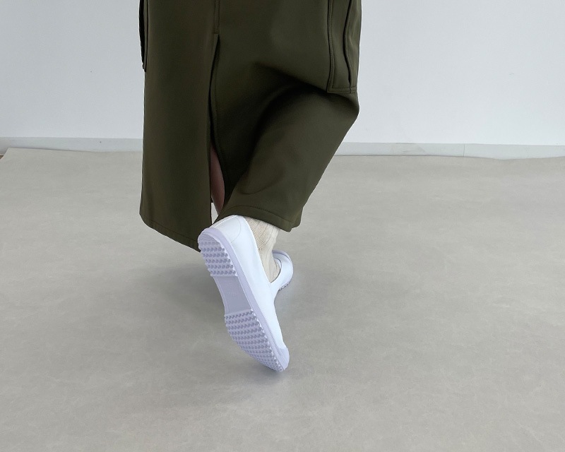 三角ゴム】アサヒハイスクールフロアー 20VK 白 | すべての商品