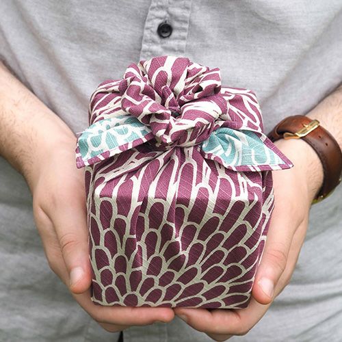 シャンタンチーフ 「菊（ウスムラサキ）」