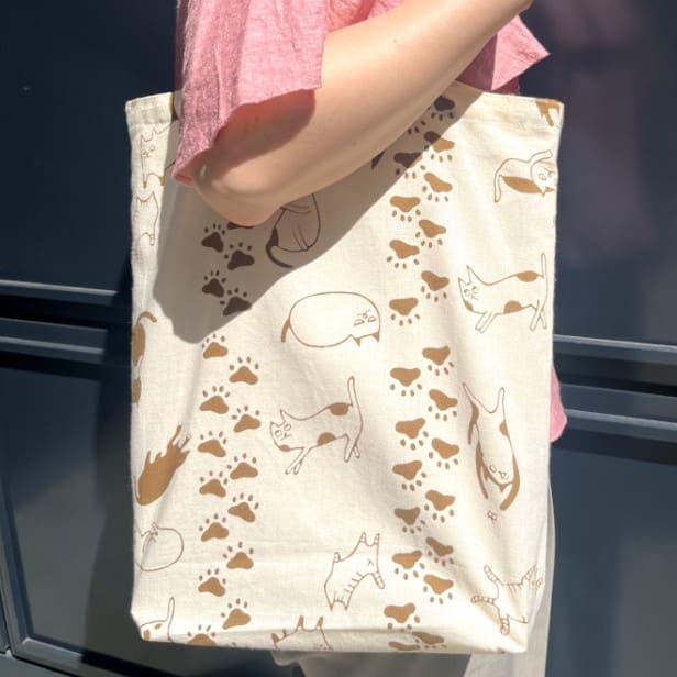 手ぬぐいトートバッグ「ネコと足あと」