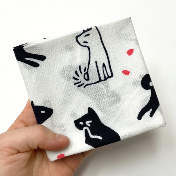 手ぬぐいハンカチ 「桜と犬 紺(A)(B)」